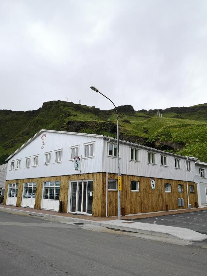 The Vik Inn By Ourhotels Exterior foto