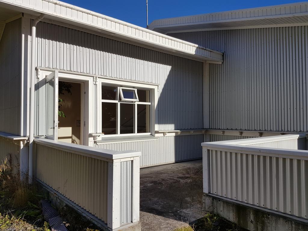 The Vik Inn By Ourhotels Exterior foto